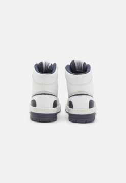 CLAUDIE PIERLOT Baskets Montantes - Blanc -Claudie Pierlot Mode 0a05e15451f948c985779fde21483590