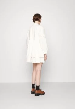 CLAUDIE PIERLOT Robe De Jour - Blanc 12 CLAUDIE PIERLOT Robe De Jour - Blanc -Claudie Pierlot Mode 128f4528267146adbd769fd3c30e4d51