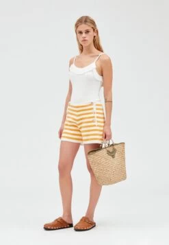 CLAUDIE PIERLOT Mysta - Short - Bicolore -Claudie Pierlot Mode 1a0f9d2fb9874e14980311462dd5514e