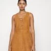 CLAUDIE PIERLOT Robe De Jour - Camel 1 CLAUDIE PIERLOT Robe De Jour - Camel -Claudie Pierlot Mode 2a3511c872724687ac28d4e877c52f11