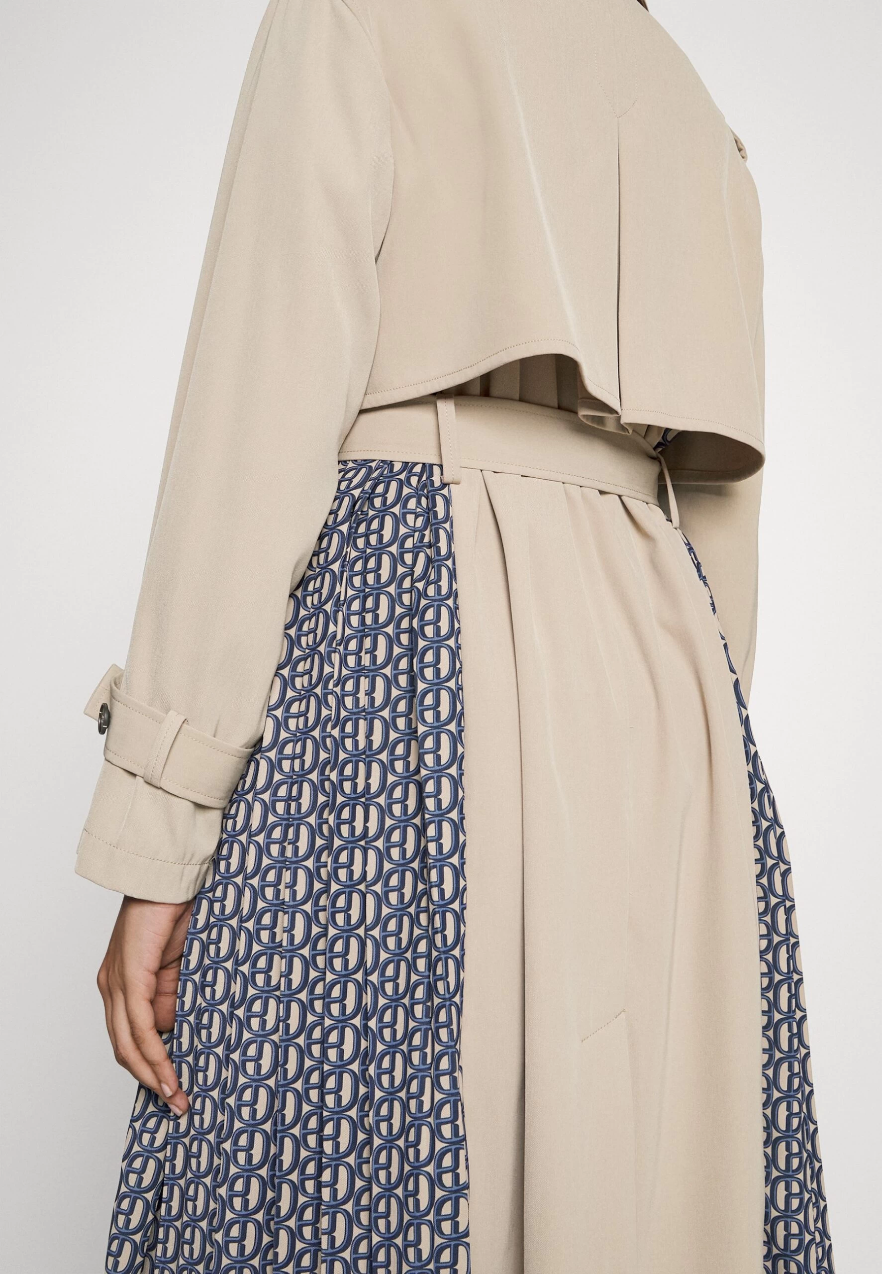 CLAUDIE PIERLOT Trench - Beige 6 CLAUDIE PIERLOT Trench - Beige – Image 4
