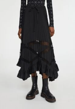 CLAUDIE PIERLOT Seloda - Jupe Crayon - Noir 20 CLAUDIE PIERLOT Seloda - Jupe Crayon - Noir -Claudie Pierlot Mode 330382ecf2274e99aa5ace27de41e358