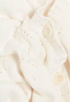 CLAUDIE PIERLOT Modrigal - Gilet - Ecru -Claudie Pierlot Mode 33c4fd2ab7114f90a6d086b66ca302ab