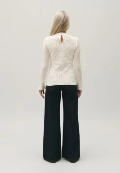 CLAUDIE PIERLOT Manual - Pullover - Ecru 10 CLAUDIE PIERLOT Manual - Pullover - Ecru -Claudie Pierlot Mode 43d6ed3c7dba41b0af1e700a022ed85b
