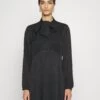 CLAUDIE PIERLOT Regina - Robe De Soirée - Black -Claudie Pierlot Mode 4c384dcda3cd407ab42027e6cd536235