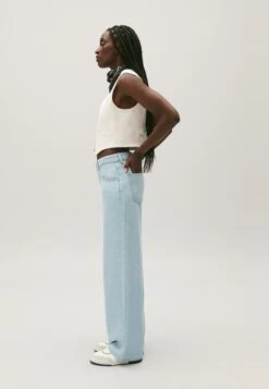 CLAUDIE PIERLOT Platana - Jean Flare - Denim Clair -Claudie Pierlot Mode 4eefbfbad00d4dfca12a32daebd29538