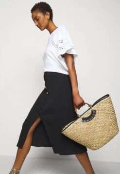 CLAUDIE PIERLOT Maxipli - Jupe Trapèze - Noir 12 CLAUDIE PIERLOT Maxipli - Jupe Trapèze - Noir -Claudie Pierlot Mode 50f2709d8baf4d7ba016d89244847fa8