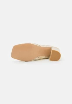 CLAUDIE PIERLOT Archipel - Mules À Talons - Or Pale -Claudie Pierlot Mode 54e655a1d83c48328ead854412aa9990