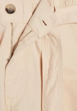 CLAUDIE PIERLOT Etude - Short - Mastic 13 CLAUDIE PIERLOT Etude - Short - Mastic -Claudie Pierlot Mode 5df718f3a3b94bd29919ef4c246ecff2