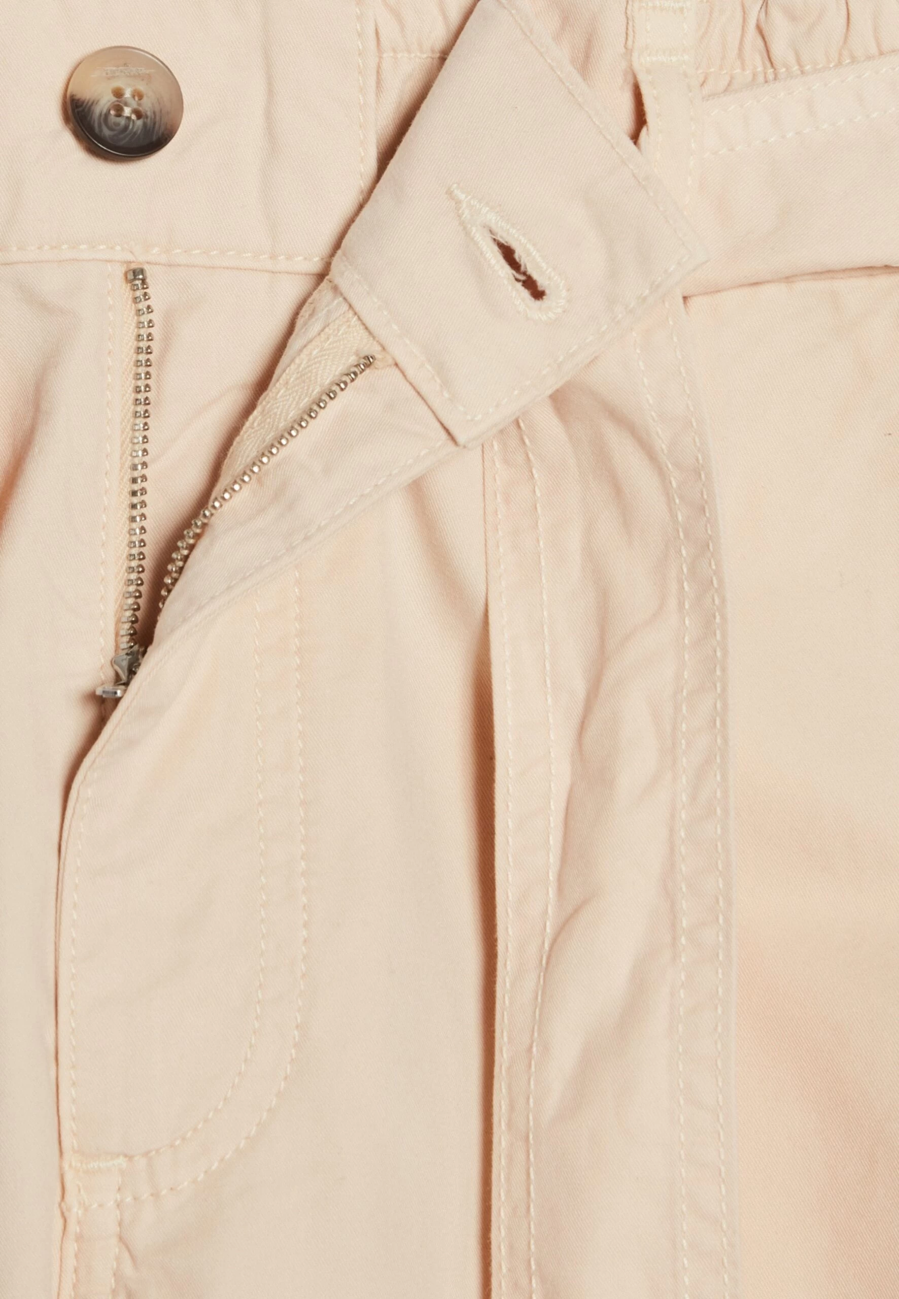 CLAUDIE PIERLOT Etude - Short - Mastic 8 CLAUDIE PIERLOT Etude - Short - Mastic – Image 6