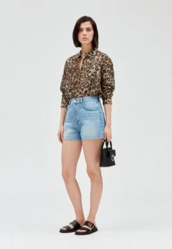 CLAUDIE PIERLOT Earth - Short En Jean - Denim Light Blue -Claudie Pierlot Mode 626e3f4dc7f749f69e543e8d2be7af32