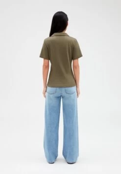 CLAUDIE PIERLOT Tavi - Polo - Kaki -Claudie Pierlot Mode 6299565be1de4afabae933972d9ed39c