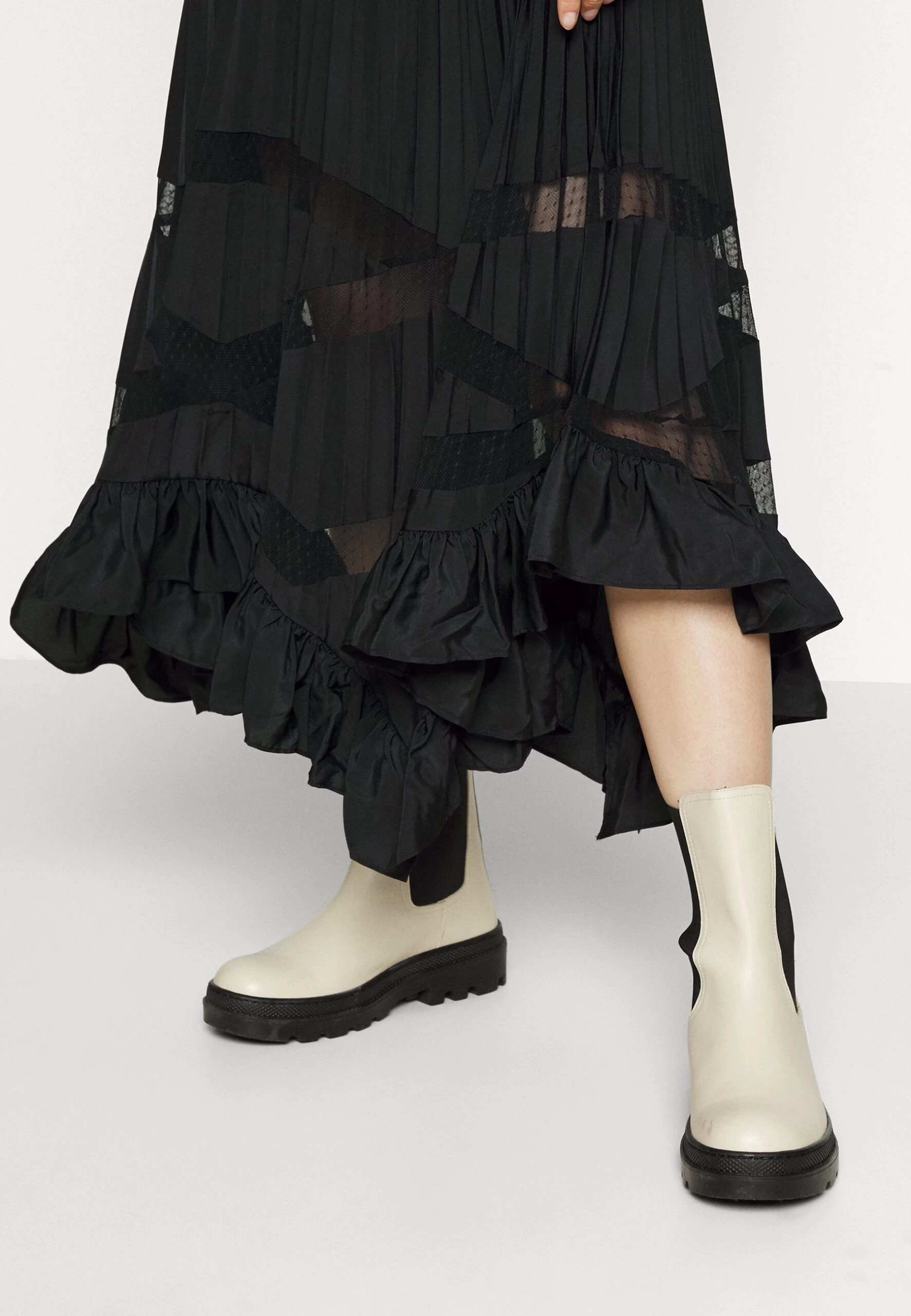 CLAUDIE PIERLOT Seloda - Jupe Crayon - Noir 7 CLAUDIE PIERLOT Seloda - Jupe Crayon - Noir – Image 5