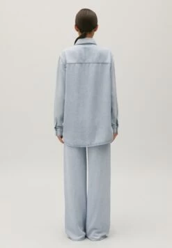 CLAUDIE PIERLOT Calisto - Chemisier - Denim Clair 10 CLAUDIE PIERLOT Calisto - Chemisier - Denim Clair -Claudie Pierlot Mode 6bab20c6683146bfb5e843a87d7b8e54