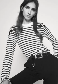 CLAUDIE PIERLOT Trocadero - T-Shirt À Manches Longues - Ecru -Claudie Pierlot Mode 6c56606745c94820a970087db485063e