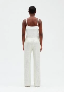 CLAUDIE PIERLOT Paillette - Pantalon Classique - Blanc 10 CLAUDIE PIERLOT Paillette - Pantalon Classique - Blanc -Claudie Pierlot Mode 8db2f754484240e784fbe53393fcb47c
