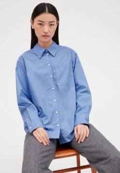 CLAUDIE PIERLOT Calisson - Chemisier - Bleu 11 CLAUDIE PIERLOT Calisson - Chemisier - Bleu -Claudie Pierlot Mode 8ece85b613d34c3b9e0a2e13ac8111c7