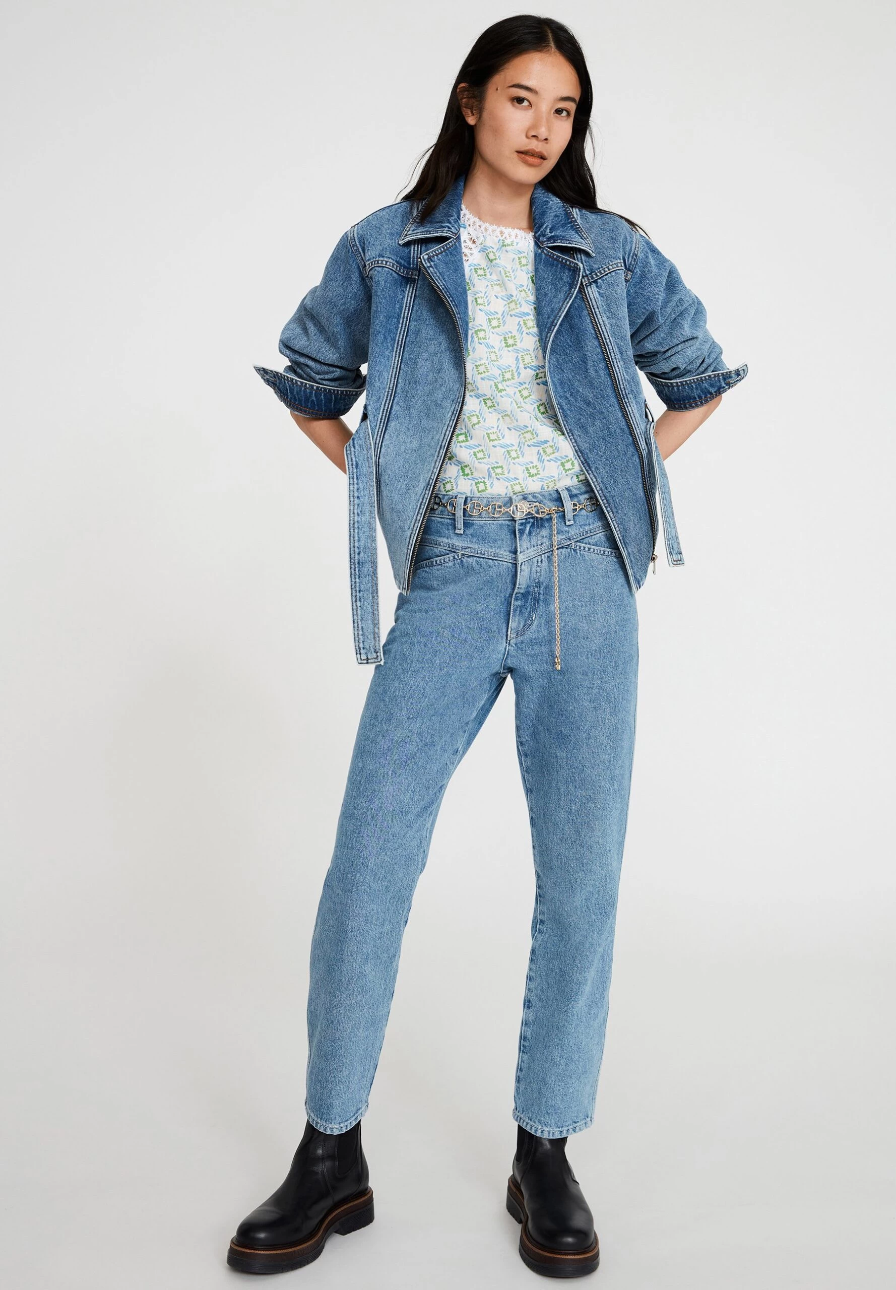 CLAUDIE PIERLOT Poupiblue - Jean Droit - Denim Clair 4 CLAUDIE PIERLOT Poupiblue - Jean Droit - Denim Clair – Image 2