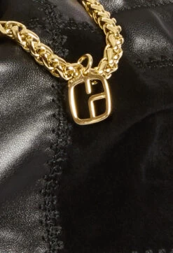 CLAUDIE PIERLOT Sac Noir Pochon Cuir 7 CLAUDIE PIERLOT Sac Noir Pochon Cuir -Claudie Pierlot Mode Claudie CFASA00464 B001 H 5