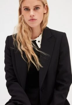 CLAUDIE PIERLOT Victory - Manteau Court - Noir -Claudie Pierlot Mode a11b4da588f5498d8f686ebc6b86f487