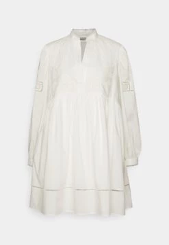 CLAUDIE PIERLOT Robe De Jour - Blanc 16 CLAUDIE PIERLOT Robe De Jour - Blanc -Claudie Pierlot Mode a8134376af4841a28bae9ab7cc07de1e