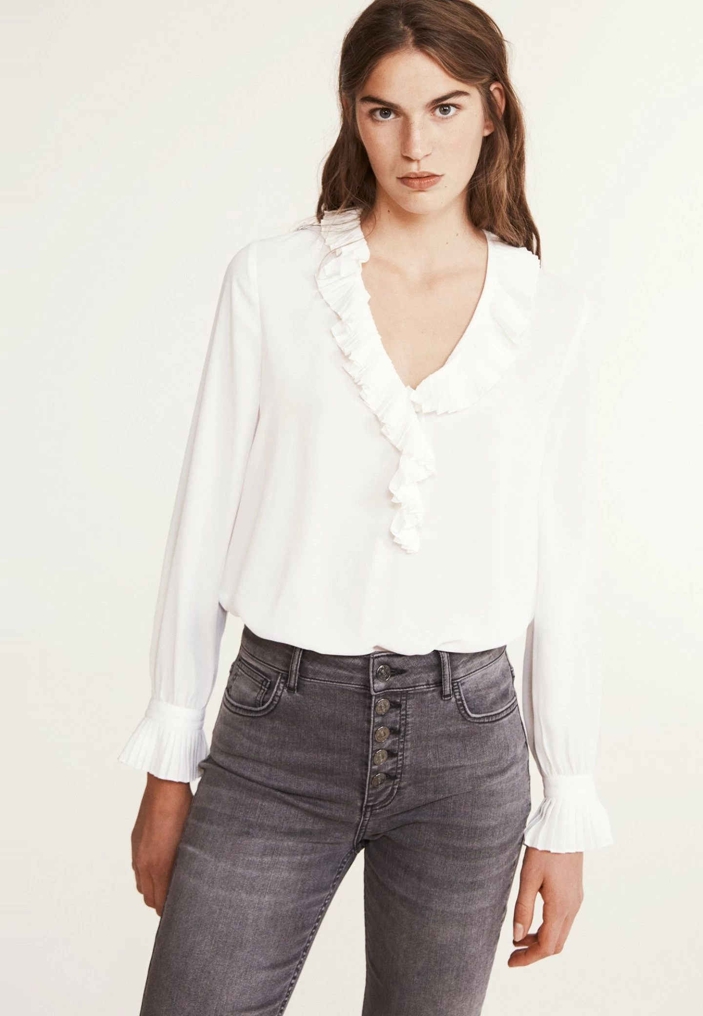 CLAUDIE PIERLOT Bonaire - Blouse - Ecru 3 CLAUDIE PIERLOT Bonaire - Blouse - Ecru
