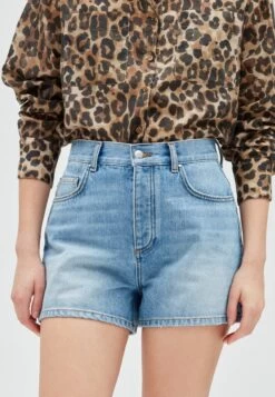 CLAUDIE PIERLOT Earth - Short En Jean - Denim Light Blue -Claudie Pierlot Mode ad5b152e8793481b93357355bd166e33