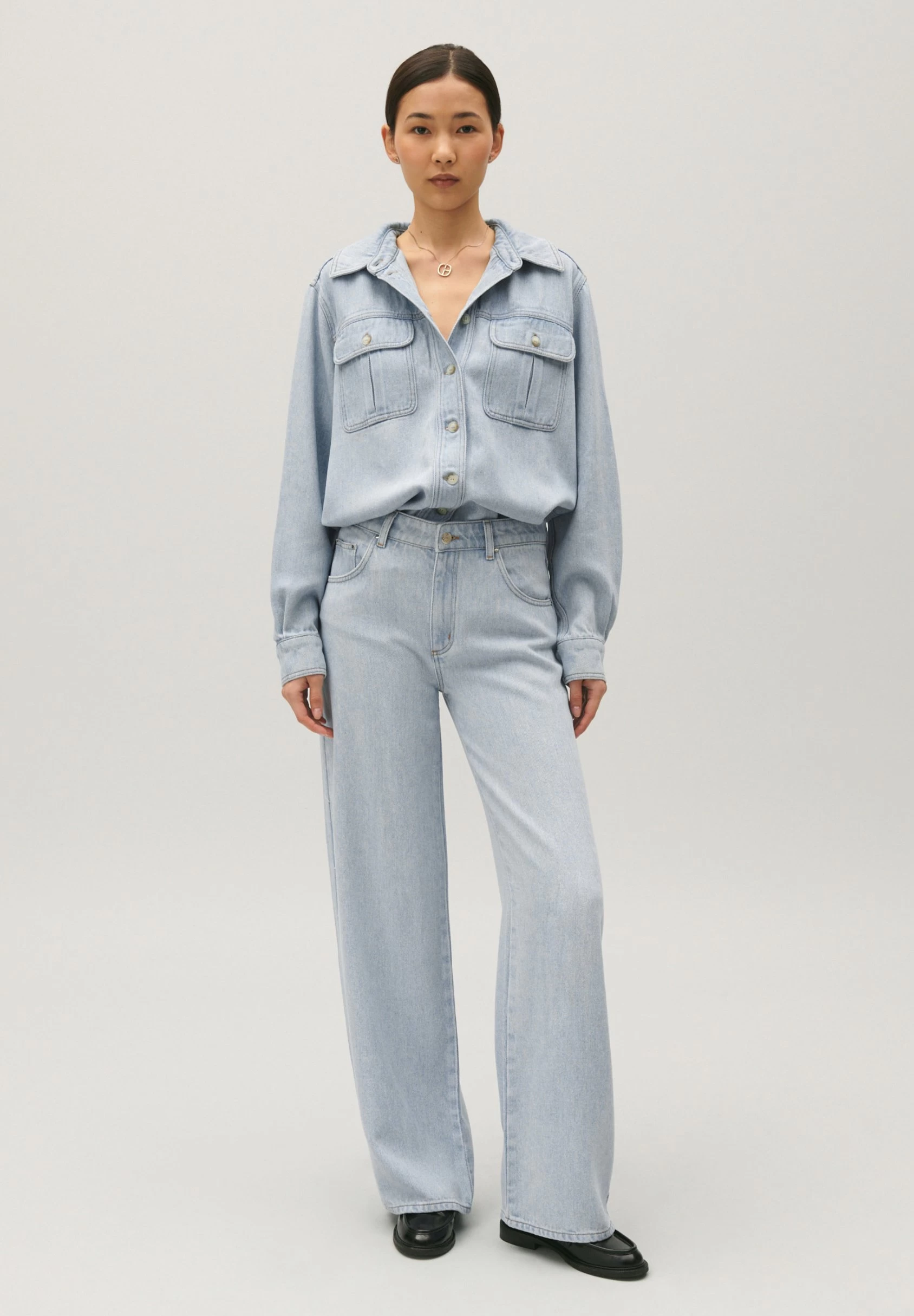 CLAUDIE PIERLOT Calisto - Chemisier - Denim Clair 6 CLAUDIE PIERLOT Calisto - Chemisier - Denim Clair – Image 4
