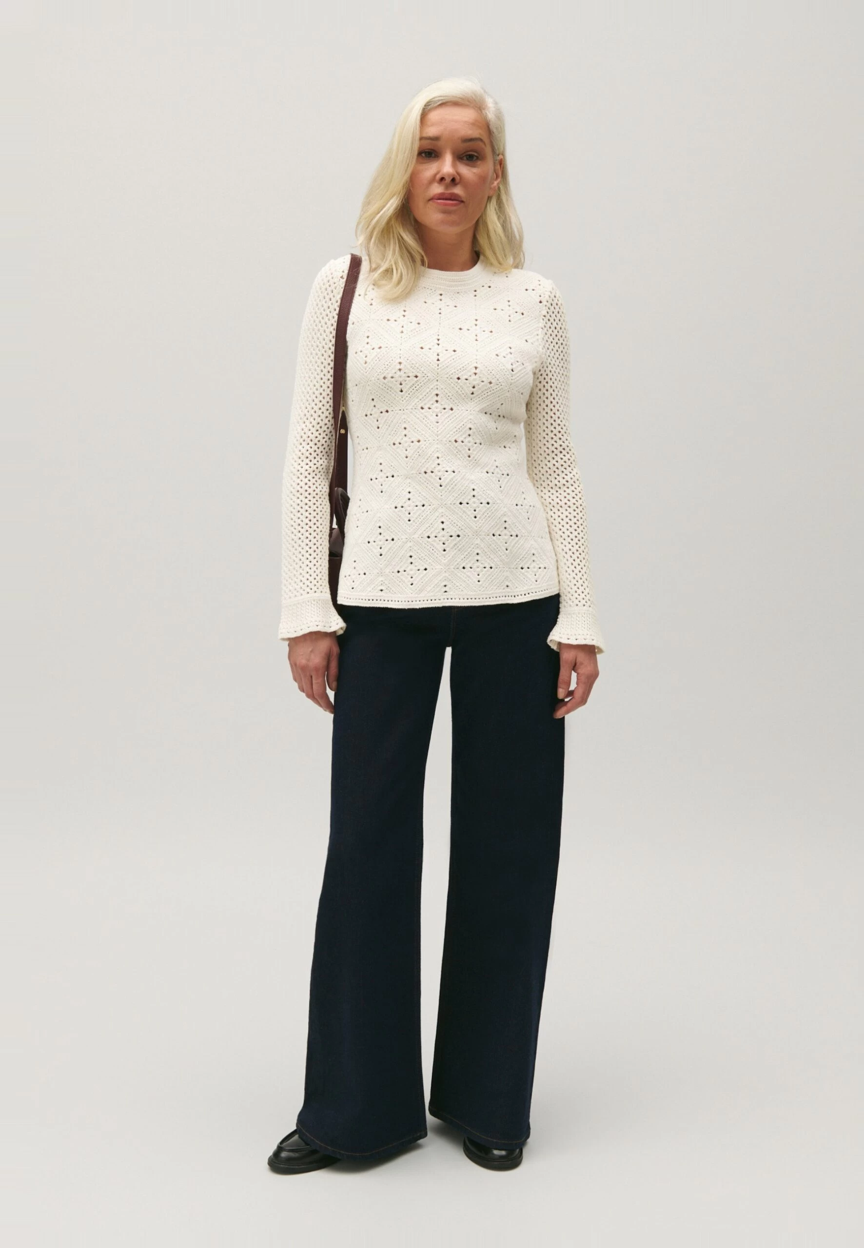 CLAUDIE PIERLOT Manual - Pullover - Ecru 4 CLAUDIE PIERLOT Manual - Pullover - Ecru – Image 2