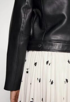 CLAUDIE PIERLOT Veste En Cuir - Noir -Claudie Pierlot Mode b57e36c0dde343a795aedb1efe5a8f4f