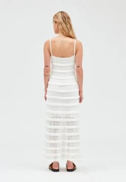 CLAUDIE PIERLOT Murmura - Robe Longue - Ecru 10 CLAUDIE PIERLOT Murmura - Robe Longue - Ecru -Claudie Pierlot Mode b5cbf9a1f6d849d6bf0a4055a6c3f799