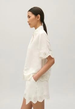 CLAUDIE PIERLOT Caresse - Chemisier - Ecru -Claudie Pierlot Mode c5a90088377344bdadc8c9955d665907