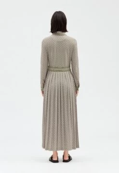 CLAUDIE PIERLOT Tanti - Robe Chemise - Print Clair 10 CLAUDIE PIERLOT Tanti - Robe Chemise - Print Clair -Claudie Pierlot Mode e5f6491e458b4487b34c1048772eff5f