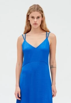 CLAUDIE PIERLOT Royasantorin - Robe Longue - Bleu Santorin -Claudie Pierlot Mode ea12e30530984036b2849fc8dc2d5fdf