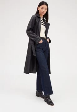 CLAUDIE PIERLOT Claudette - Manteau Court - Black -Claudie Pierlot Mode edf7afcd865b47a6af94ce21515be327